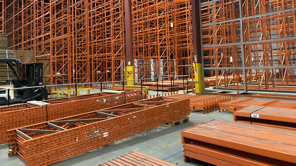 Pallet Racking in Warehouse